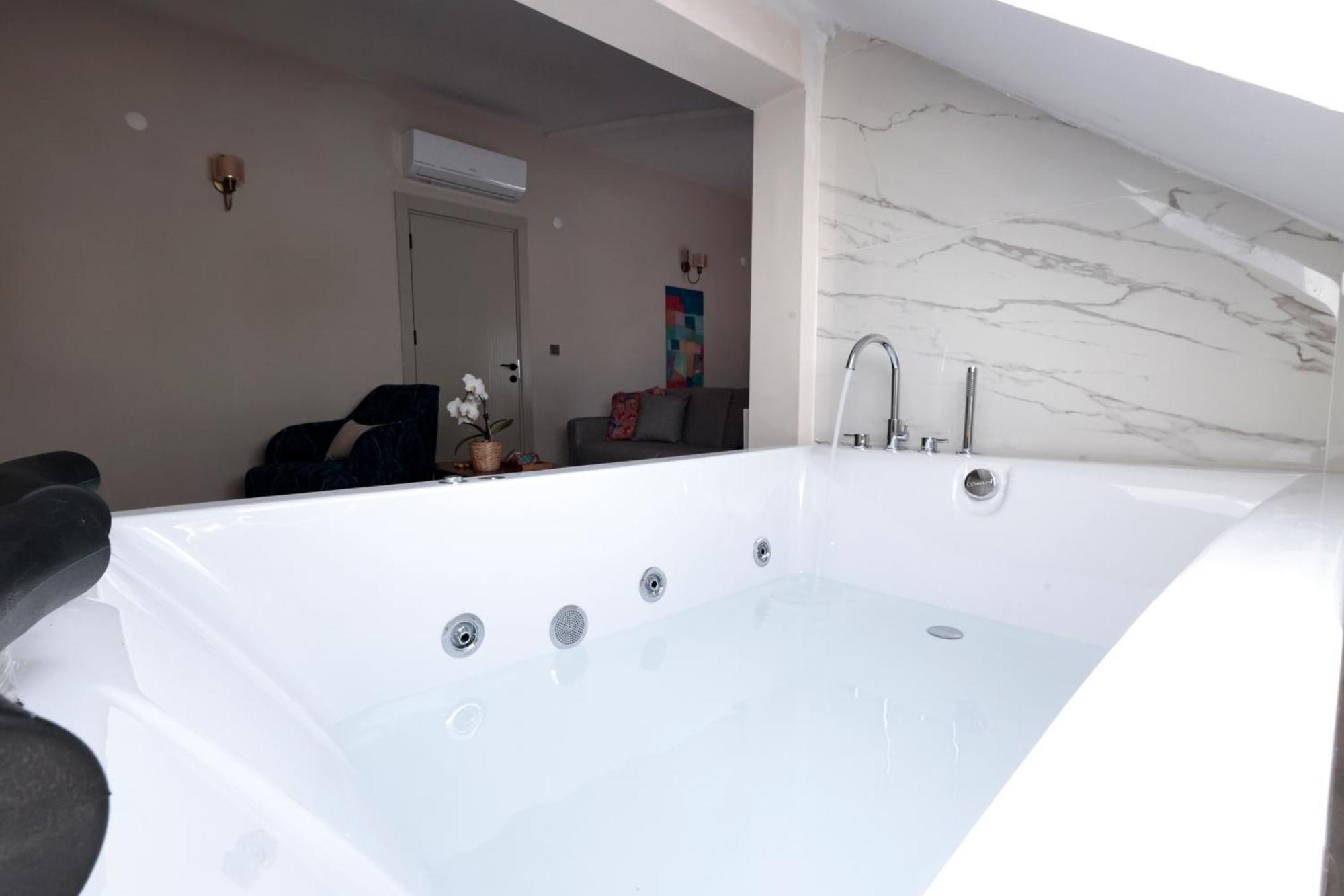 Livia Apart Otel Antalya